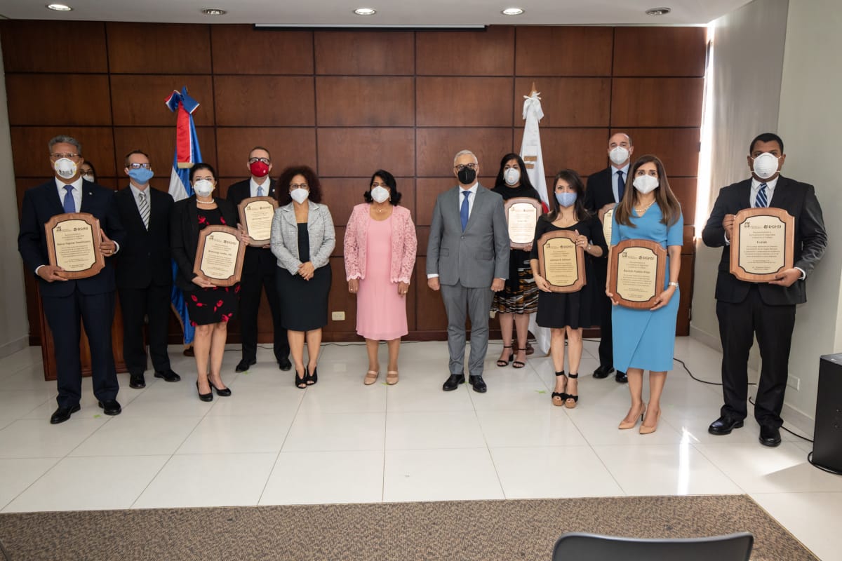 Ministerio de Trabajo entrega reconocimiento “Excelencia en Seguridad y Salud en el Trabajo”