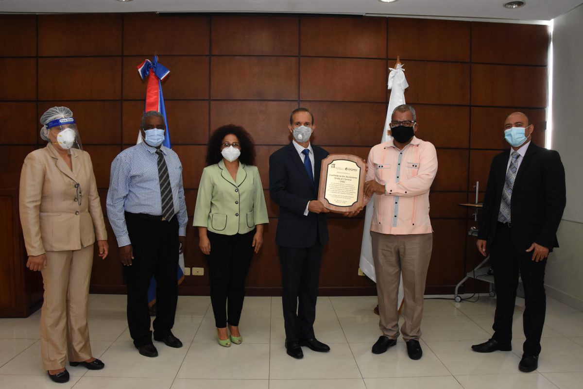Ministro de Trabajo reconoce a la CASC por sus aportes a la cultura de prevención de los riesgos laborales