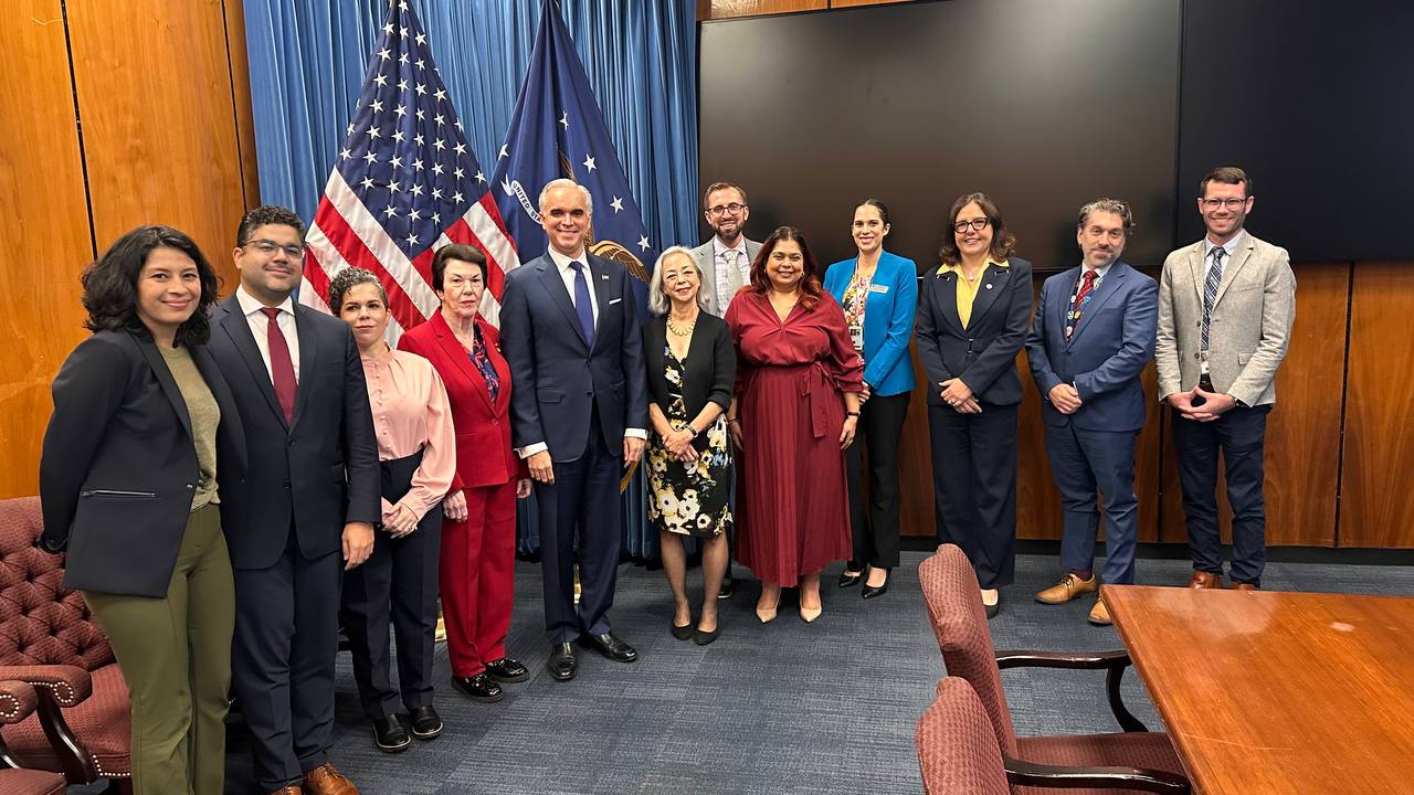 Luis Miguel De Camps se reúne en Washington con importantes funcionarios del gobierno de los Estados Unidos