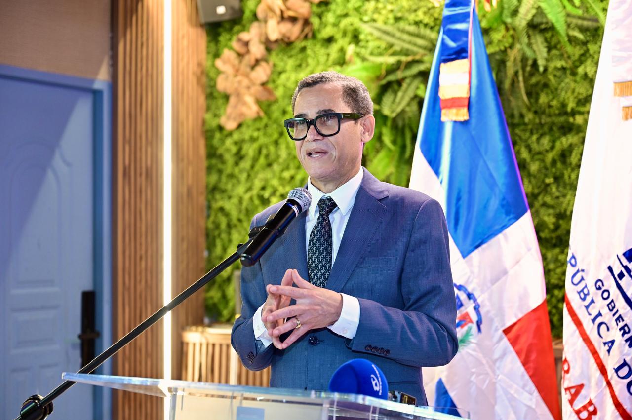 Ministerio de Trabajo celebrará Jornada de Empleo en Santiago con 5,750 vacantes