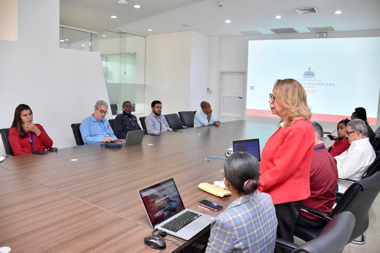 Ministerio de Trabajo promueve respeto y no discriminación en charla sobre VIH y derechos laborales